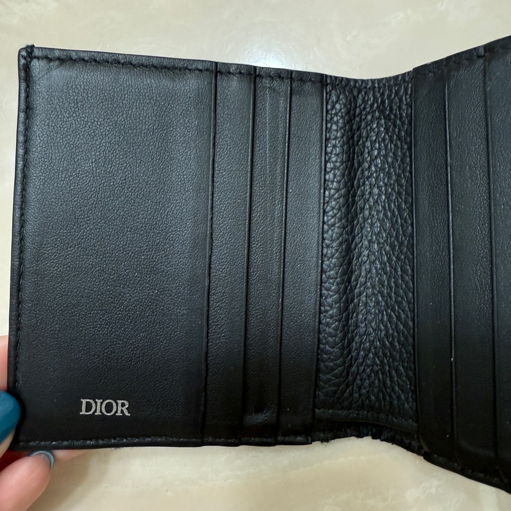 Dior Black Textured Black Wallet - Picture 4 of 8